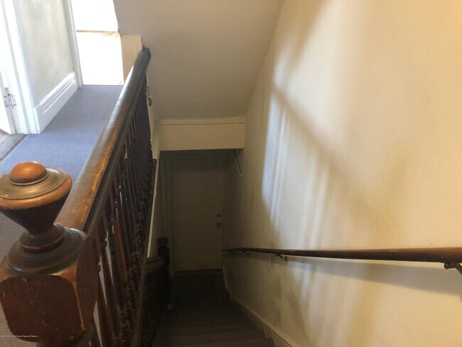 Building Photo - 48 Monmouth St