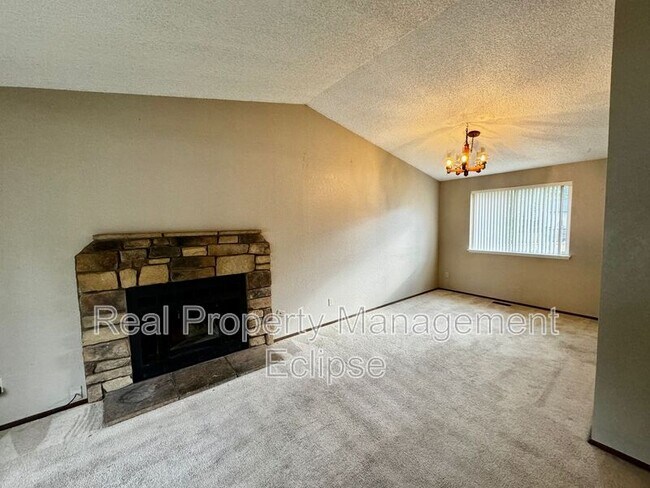 Foto del edificio - 22514 20th Ave SE