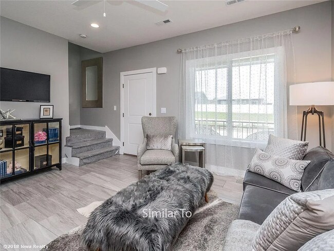 Foto del edificio - 2338 SE Sydney Ln