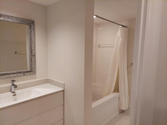 Foto del edificio - 110 N Federal Hwy