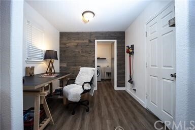 Building Photo - 9541 Fox Dr