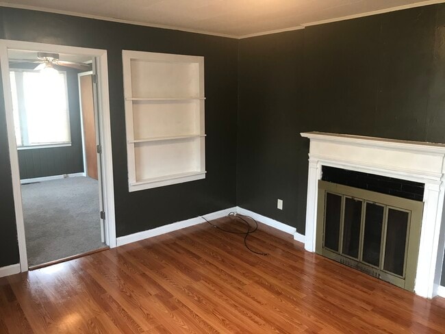 Building Photo - 51 Pelham Heights