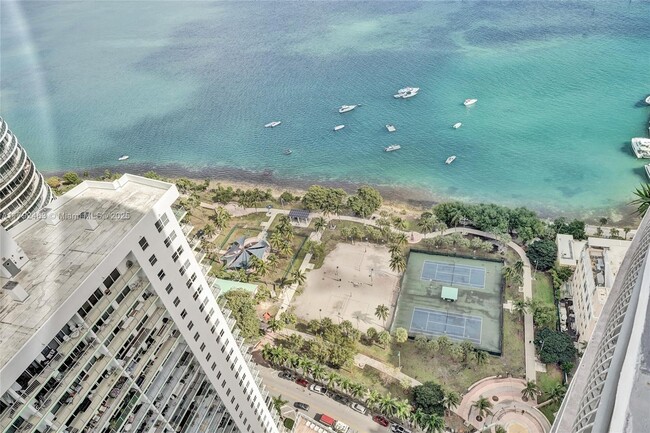 Foto del edificio - 1750 N Bayshore Dr