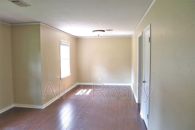 Foto del edificio - 919 Green Ridge Rd