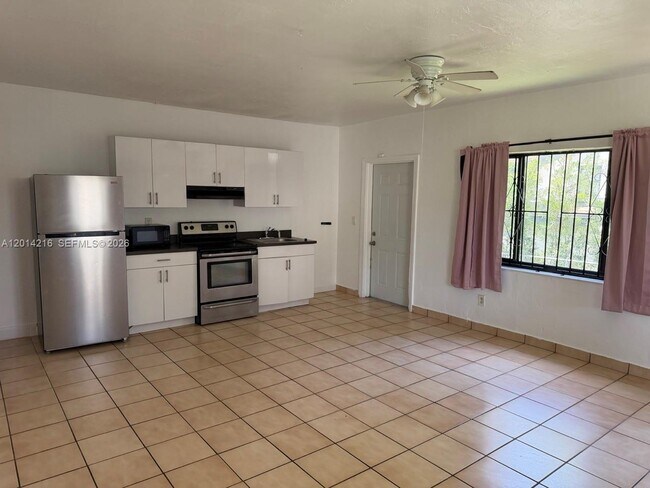 Building Photo - 4761 NW 11th Ave