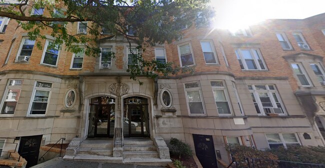Foto del edificio - 17 Fairbanks St