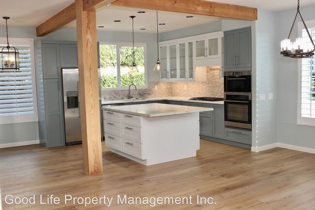 Building Photo - 3 br, 3 bath House - 1598 Caminito Solidago