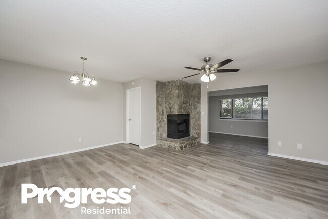 Building Photo - 1056 Saddleback Ridge Rd