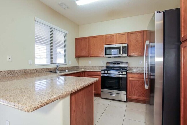 Foto del edificio - 11177 W Berkeley Rd