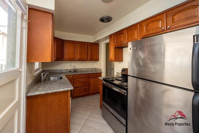 Foto del edificio - 5206 SE 17th Ave