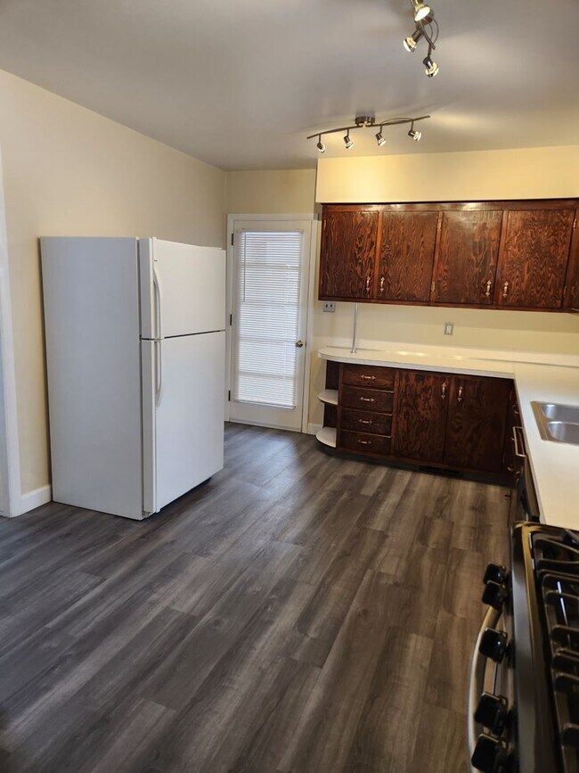 Foto del edificio - Charming 3 Bedroom Home Located in The Dow...