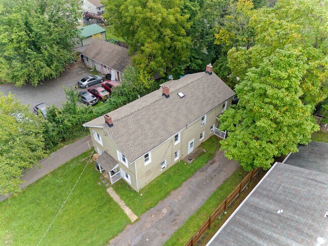Foto del edificio - 148 Davenport St