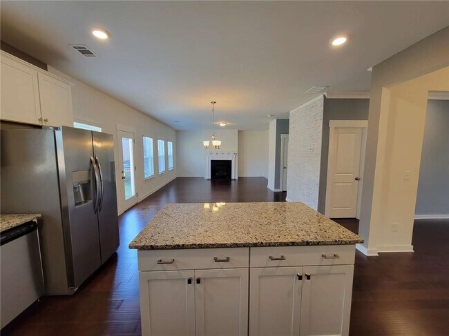 Building Photo - 1482 Weatherbrook Cir