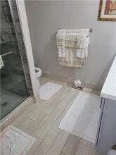 Building Photo - 6562 Racquet Club Dr