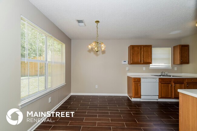 Foto del edificio - 4235 Candle Brook Ln