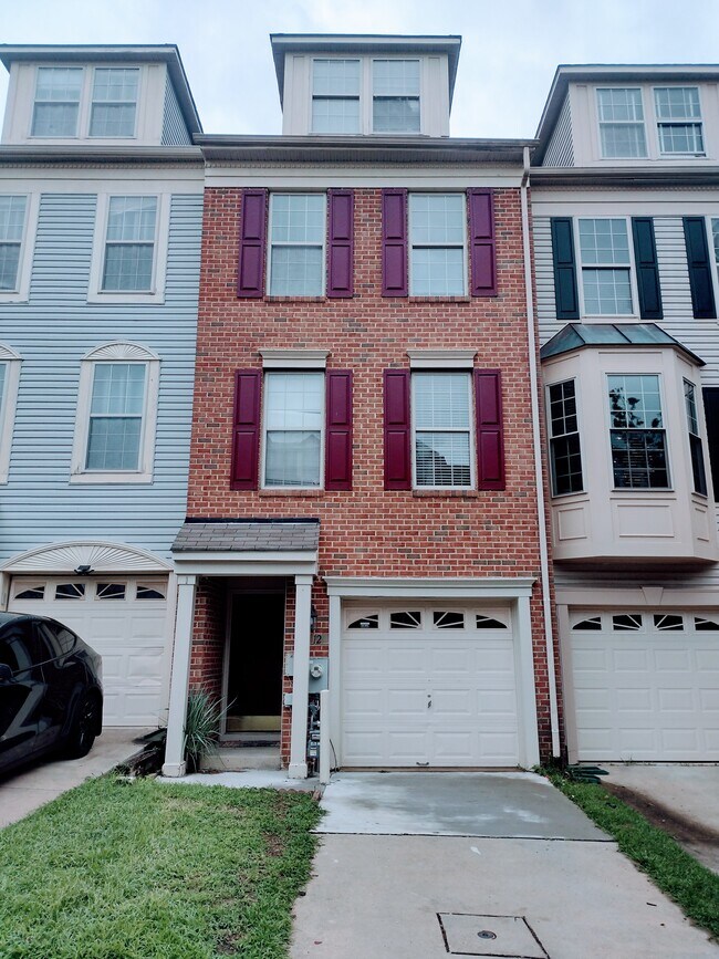 Foto del edificio - 12 Bailey Ln