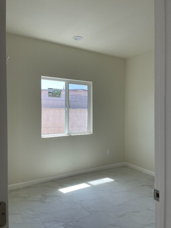Foto del edificio - 918 N Maple St
