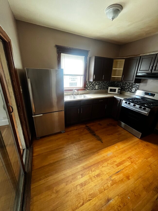 Building Photo - 3345 W 61st Pl