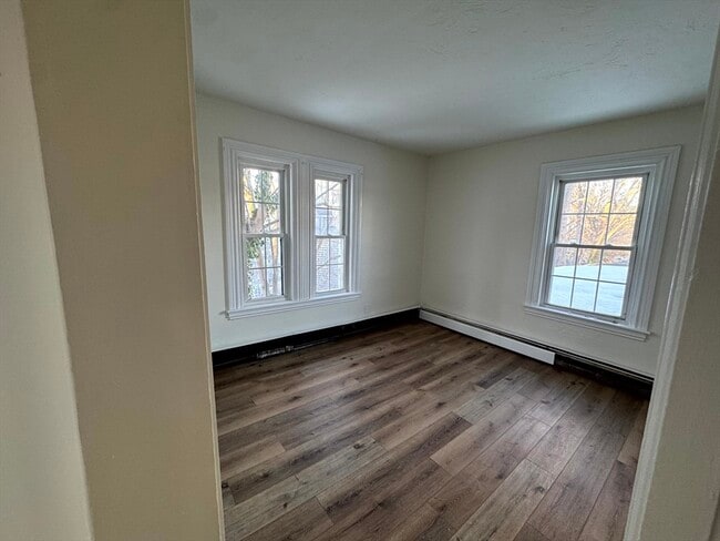 Building Photo - 195 Court St