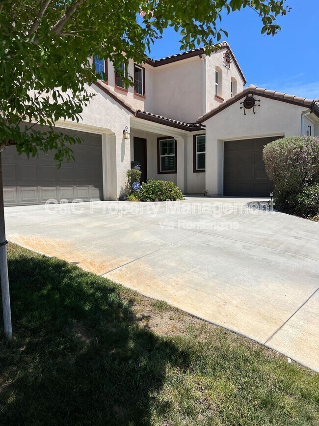 Foto del edificio - 1506 Patterson Ranch Rd