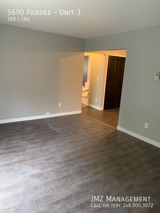 Building Photo - 5690 Pardee-Unit 3