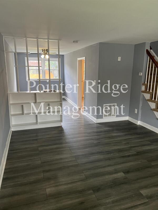 Building Photo - 3805 Ravenwood Ave