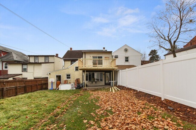 Foto del edificio - Coming Soon - Spacious 3-bedroom home In M...