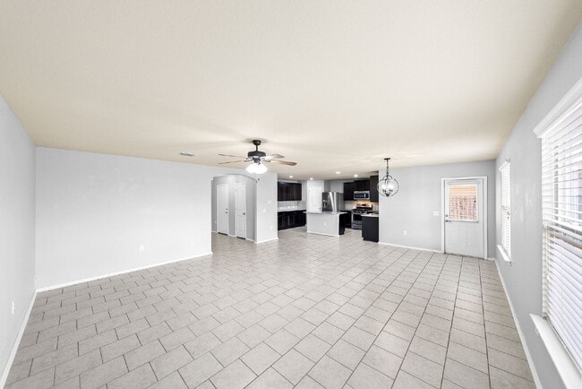 Building Photo - Welcome to The Bowen Floor Plan - 2 WEEKS ...
