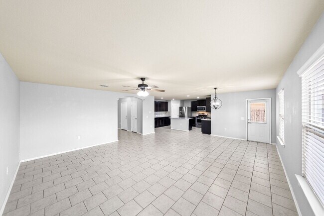 Foto del edificio - Welcome to The Bowen Floor Plan - 2 WEEKS ...