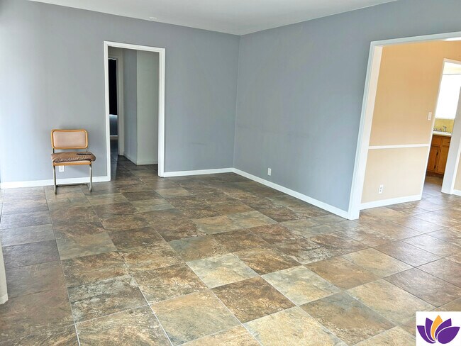 Foto del edificio - 2513 Denmead St