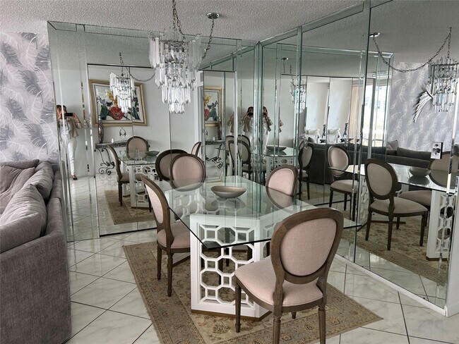 Foto del edificio - 4020 Galt Ocean Dr