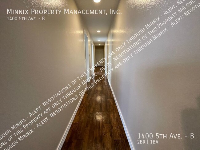 Building Photo - 1400 5th Ave. Unit B