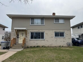 Building Photo - 8037 W Thurston Ave