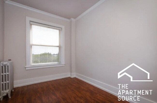 Foto del edificio - 6748 N Ashland Ave