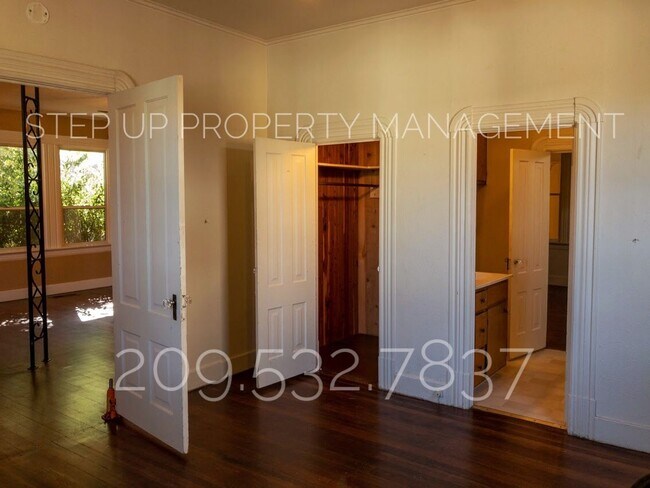 Foto del edificio - Conveniently located 2 Bedroom Home Near D...