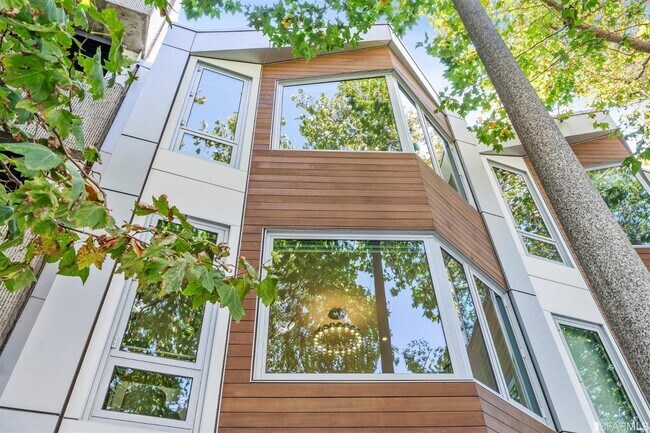 Foto del edificio - 2471 Clay St