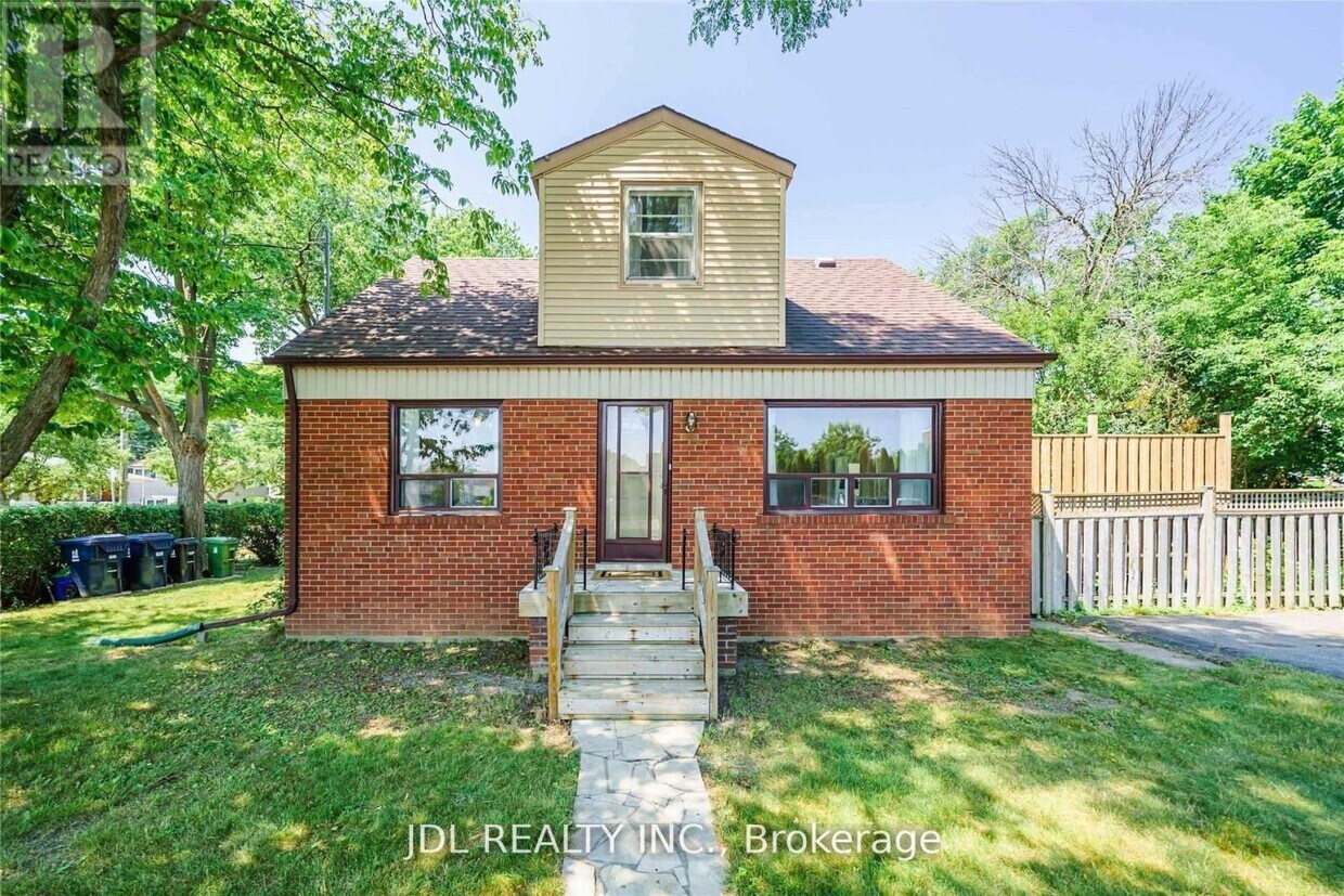 Photo principale - 50 Newton Dr