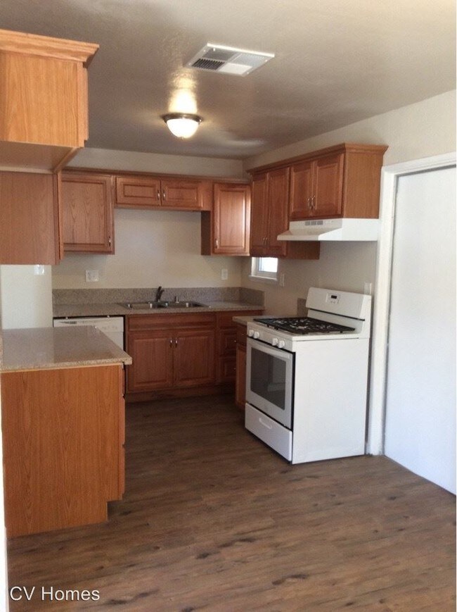 Foto del edificio - 3 br, 1 bath House - 5710 San Ardo Way
