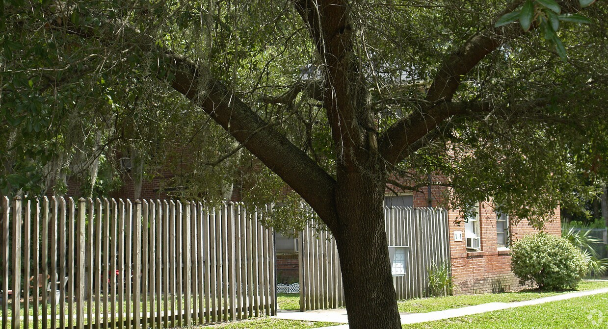Foto del edificio - 723 SW 9th St