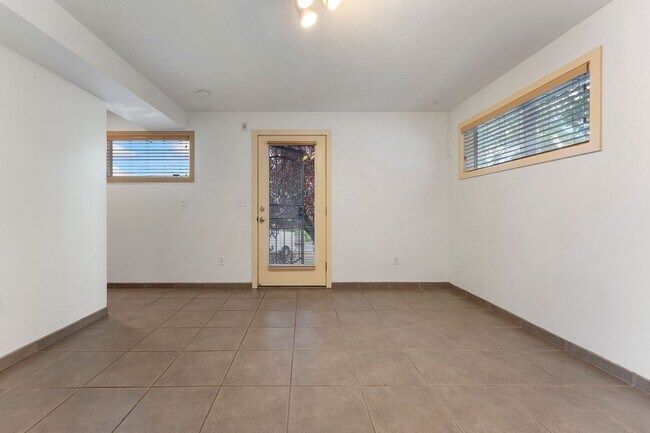 Building Photo - N Cook (3203)