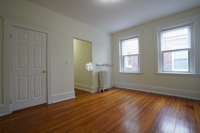 Building Photo - 73 Brighton Ave