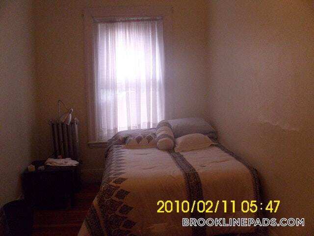 Foto del edificio - 1071 Beacon St