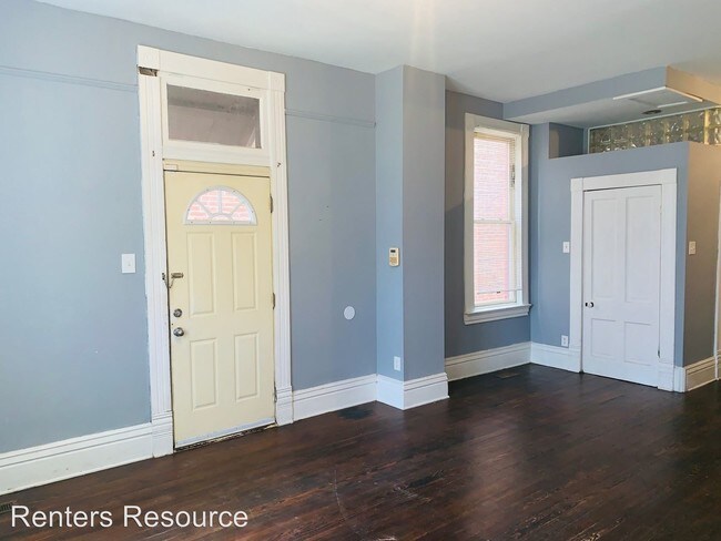 Foto del edificio - 2 br, 1.5 bath House - 3649 Wisconsin Avenue