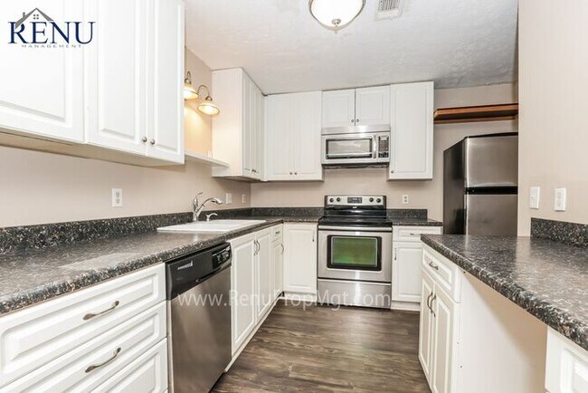 Foto del edificio - 745 Long Hunter Ct