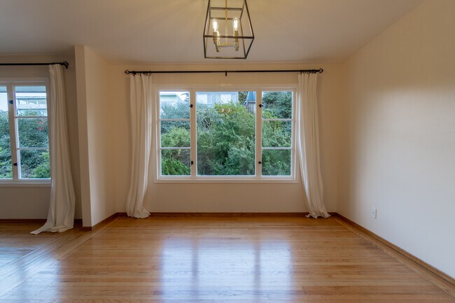 Foto del edificio - 127 Starview Way
