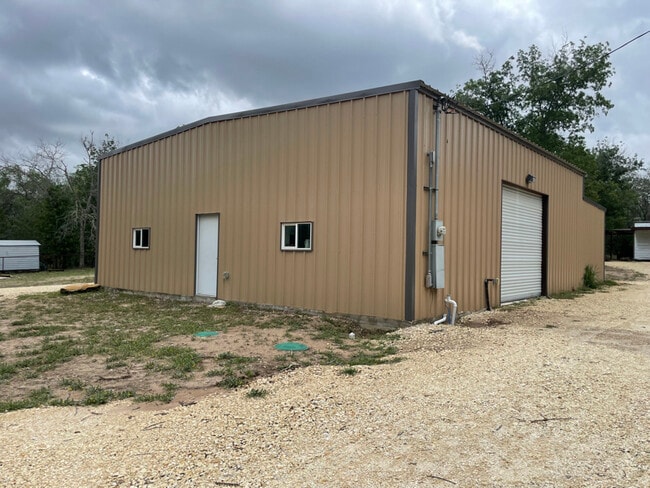 Building Photo - 3336 I-35