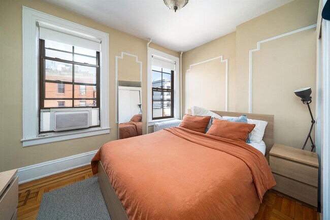 Foto del edificio - 800 Bloomfield St