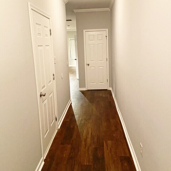 Building Photo - 7173 Fringe Flower Dr