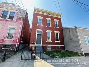 Building Photo - 336 W 8th St