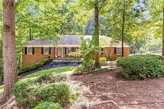 Building Photo - 2166 Lake Ridge Terrace